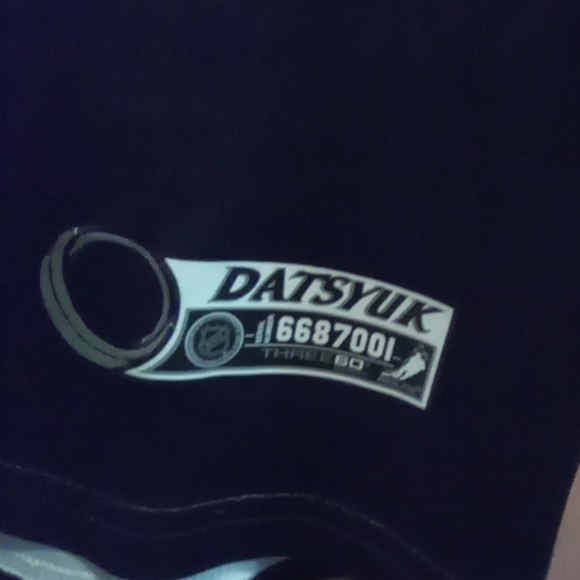 Pavel Datsyuk Detroit Redwings shirt - Picture 2 of 8